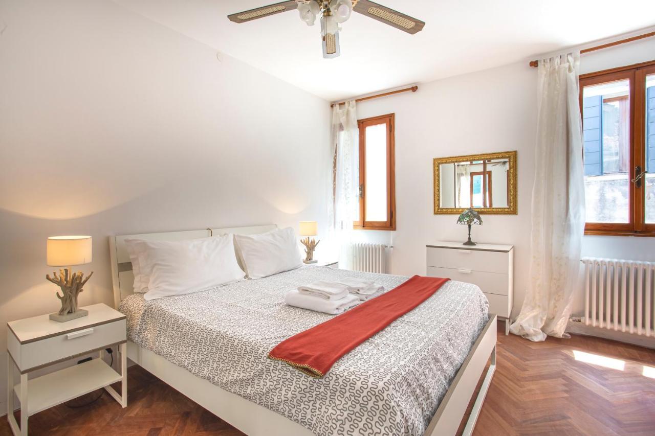 Near San Marco 7 Pax Wifi 2 Bedroom Appartamento